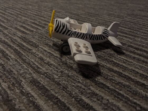 LEGO самолёт, кадр 01