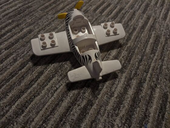 LEGO самолёт, кадр 11