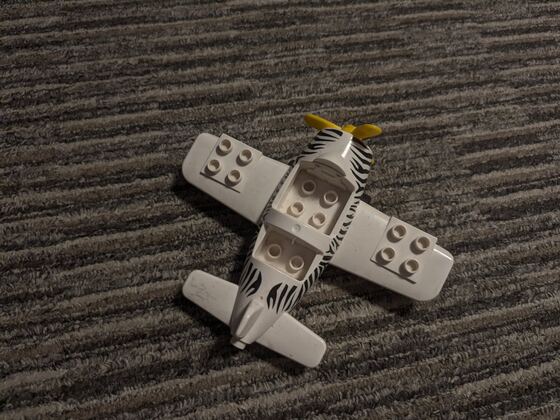 LEGO самолёт, кадр 23